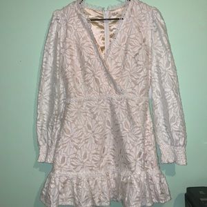 Brand Just Me. Size M. Color White